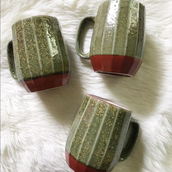 Other - Southwestern style textured coffee mugs cups